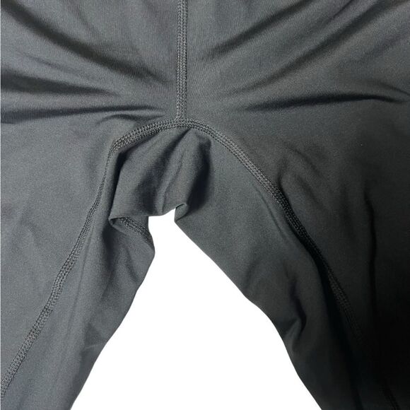 Ultimate Direction hydrolight 3/4 Black Hydration Running/ Cycling Pant Size XS - Picture 8 of 10